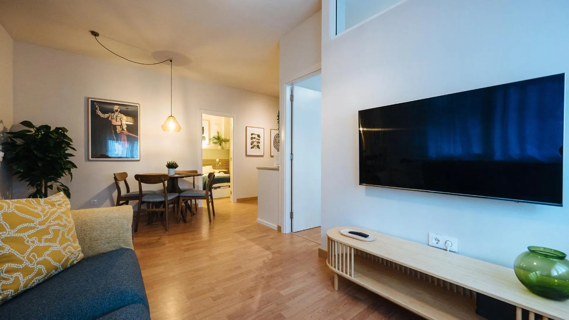 Charming Apartment In The Heart Of Triana, Sewilla