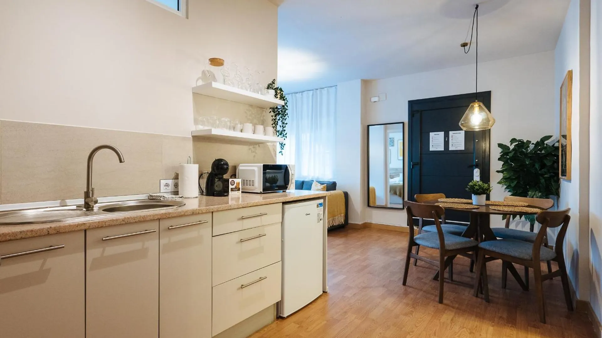 Charming Apartment In The Heart Of Triana, Séville Espagne