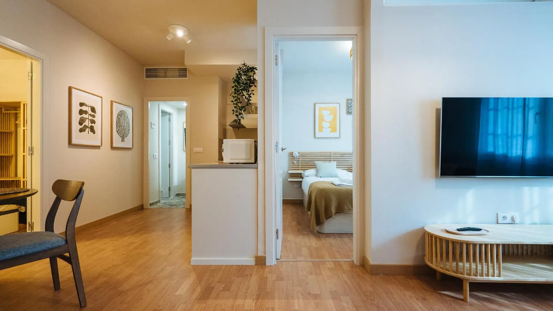 Charming Apartment In The Heart Of Triana, Séville